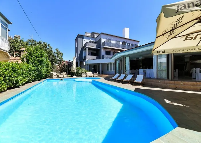 Hotel Levant